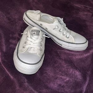 EUC Converse size 8 Low-Top slip-ons